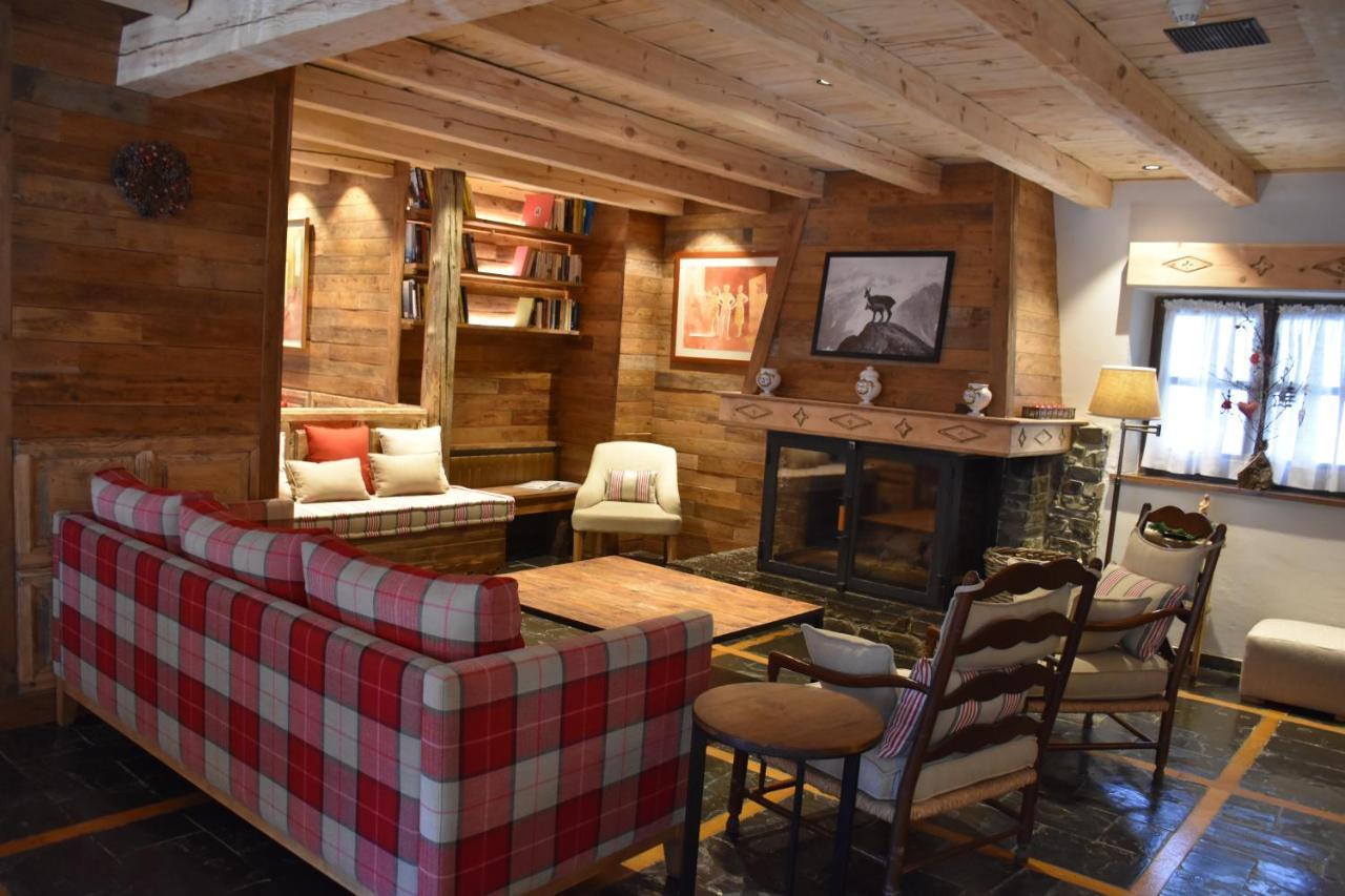 Hotel Val De Ruda Baqueira Beret Exterior photo