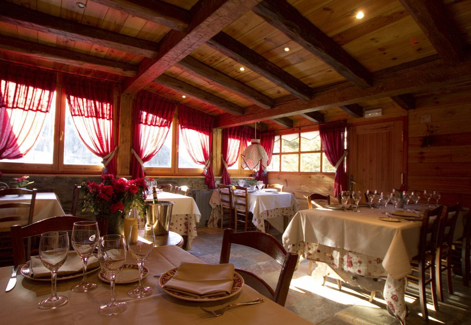 Hotel Val De Ruda Baqueira Beret Exterior photo