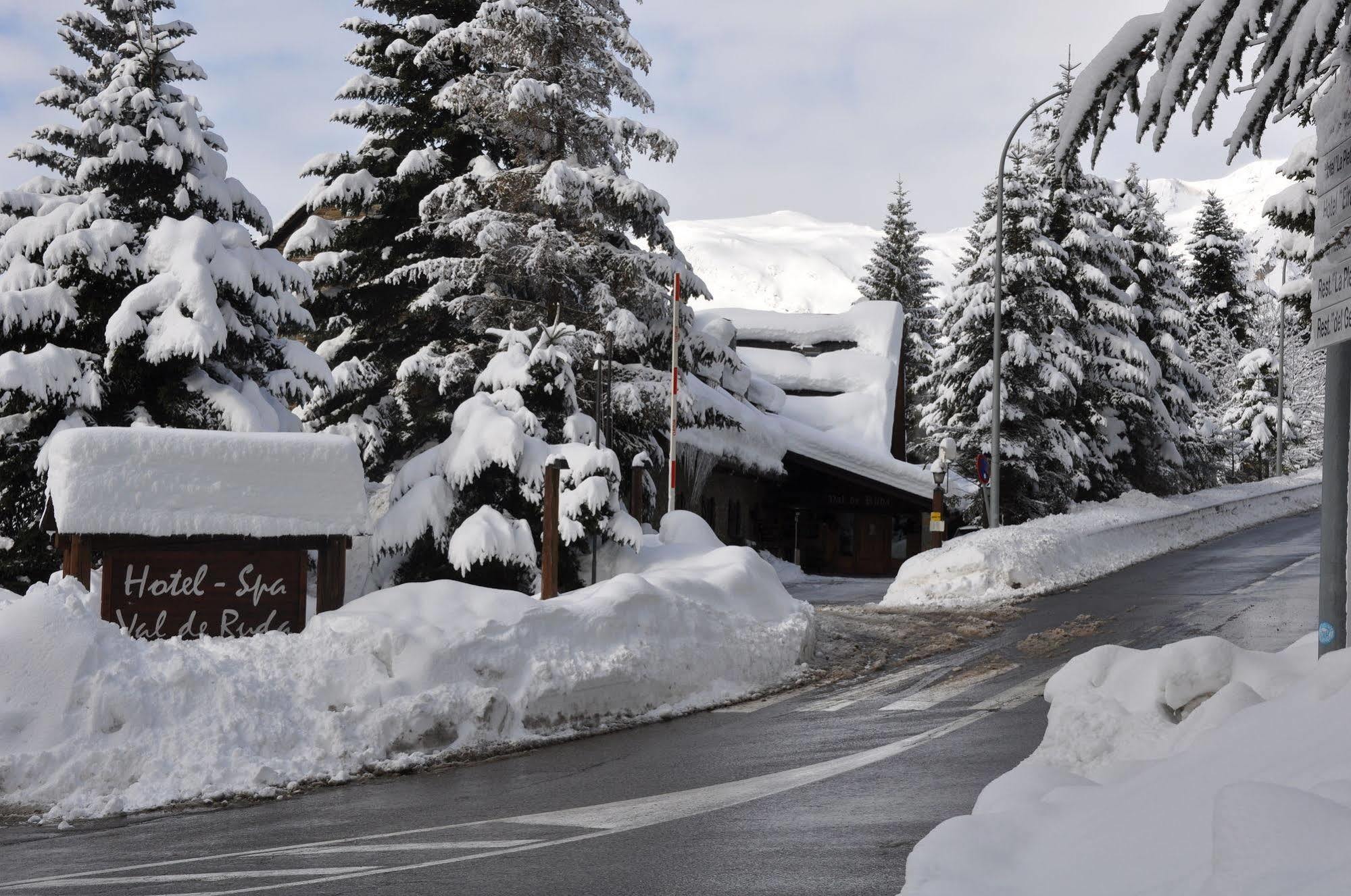Hotel Val De Ruda Baqueira Beret Exterior photo